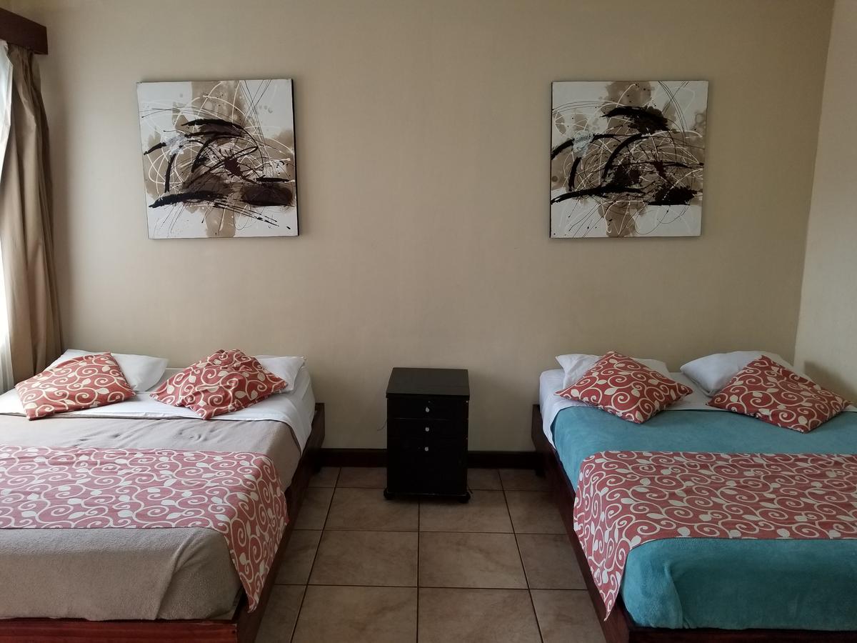 Monte Campana Jaco Hotel Esterno foto