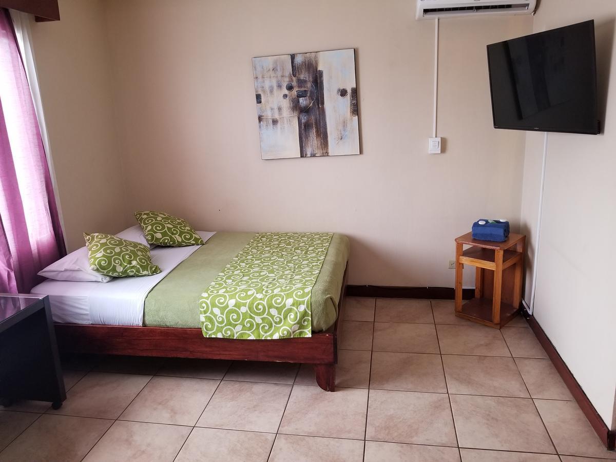 Monte Campana Jaco Hotel Esterno foto